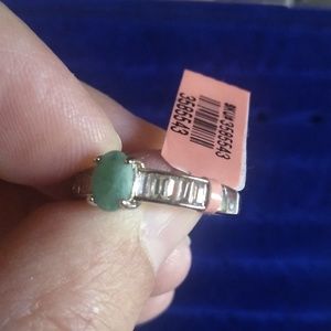 Scoto emerald ring in sterling silver.size 9